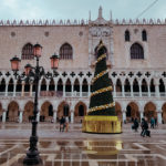 Discover the beauty of St. Mark’s Square, home to the iconic Basilica and the city’s lively atmosphere. A must-see in Venice!